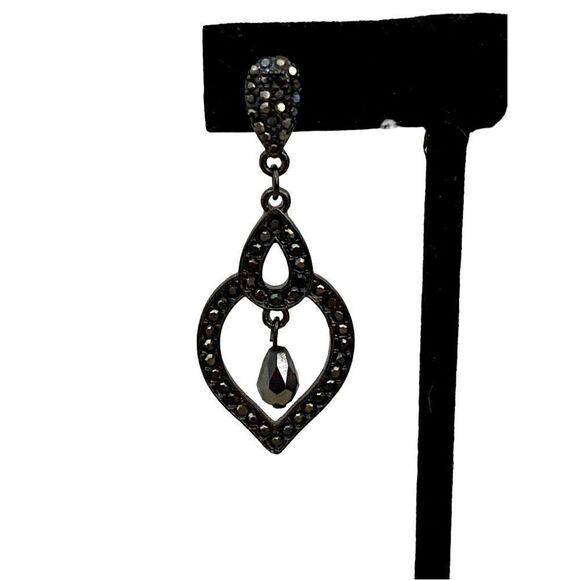 Jet Black Micro Crystal Teardrop Shaped Dangle Statement Earrings Women’s OS - Picture 2 of 3